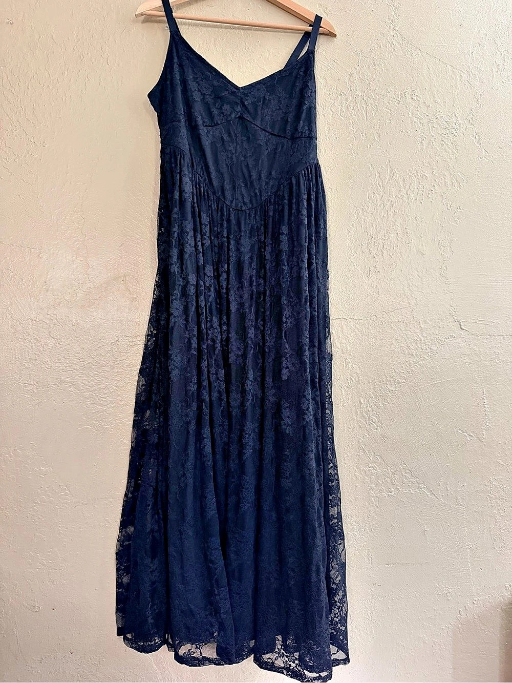 Torrid Black Lace Maxi Dress Size 00 Like New